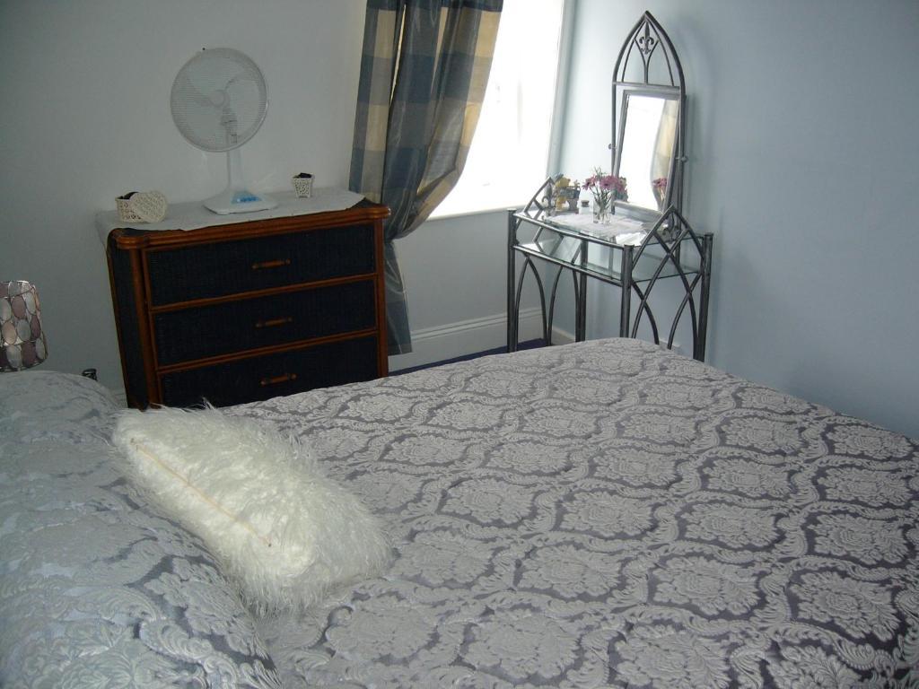 Saint Helier Jersey Bayview Guest House חדר תמונה